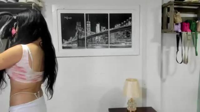 Image 6 of sophia_harry Stream on Chaturbate on 14 months ago