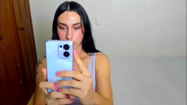 Image 10 of sophia_harry Stream on Chaturbate on 2 months ago