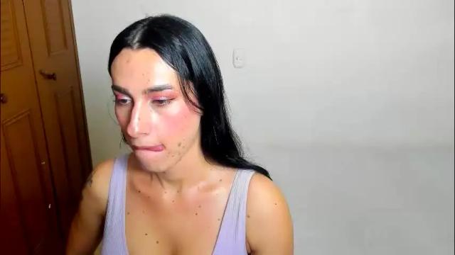 Image 4 of sophia_harry Stream on Chaturbate on 2 months ago