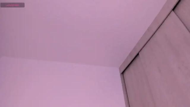 Image 11 of sophia_lombardi Stream on Chaturbate on 14 months ago