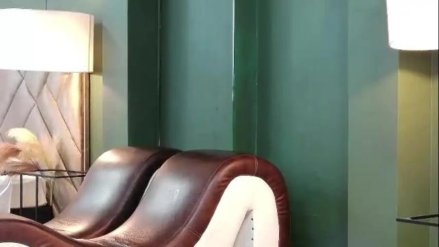 Image 7 of sophia_loreenn Stream on Chaturbate on 1 month ago