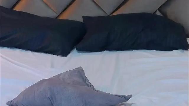 Image 8 of sophia_loreenn Stream on Chaturbate on 1 month ago