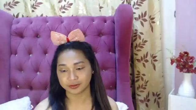 Image 4 of sophia_lovecum19 Stream on Chaturbate on 14 months ago