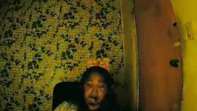 Image 10 of sophia_lovecum19 Stream on Chaturbate on 13 months ago