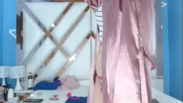 Image 8 of sophia_ny Stream on Chaturbate on 6 months ago