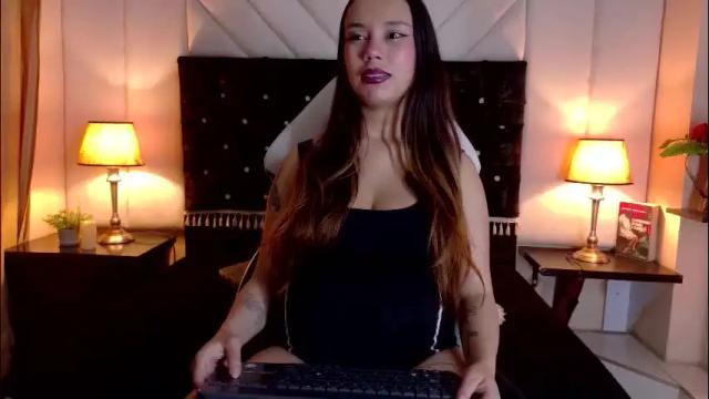Image 7 of sophia_smith0 Stream on Chaturbate on 2 months ago