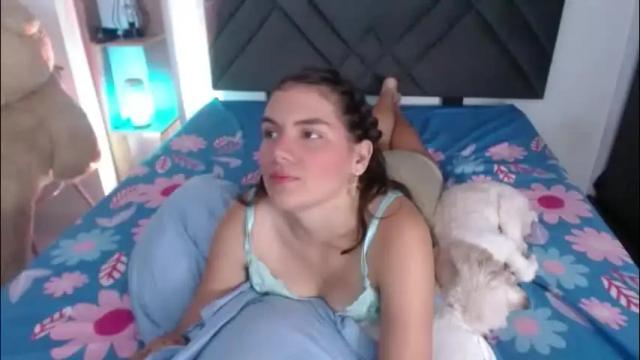 Image 8 of sophiagomez1 Stream on Chaturbate on 2 months ago