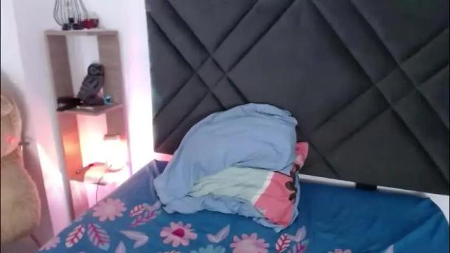 Image 3 of sophiagomez1 Stream on Chaturbate on 2 months ago