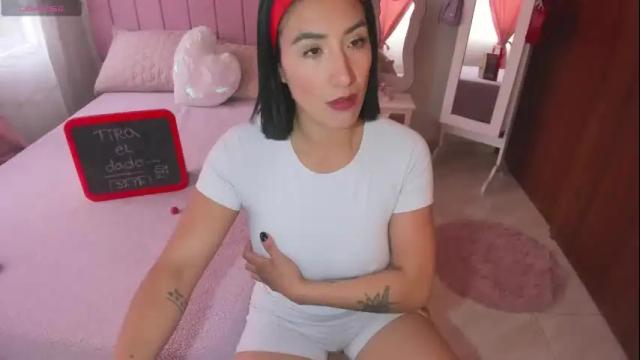 Image 2 of sophiaparker_ Stream on Chaturbate on 1 month ago