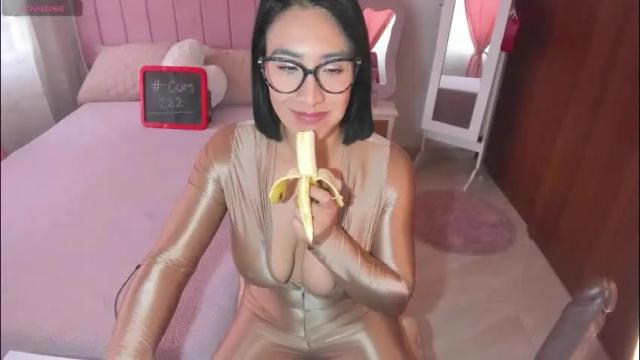 Image 10 of sophiaparker_ Stream on Chaturbate on 1 month ago