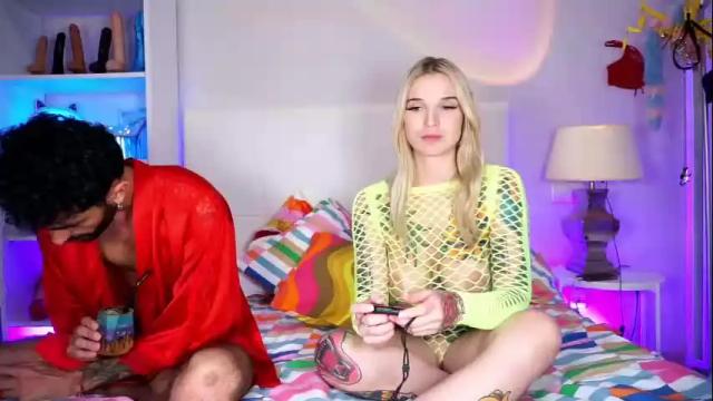 Image 11 of sophiasapphire98 Stream on Chaturbate on 10 days ago