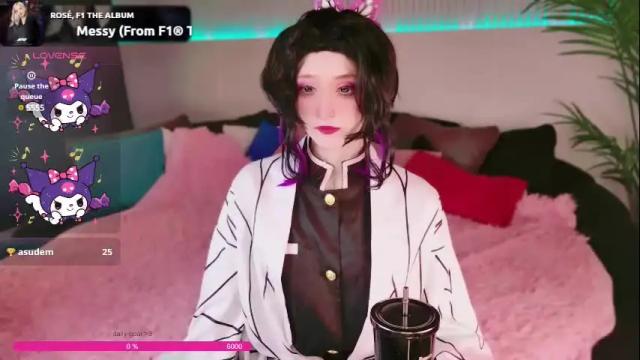 Image 2 of sophiasawami Stream on Chaturbate on 8 days ago