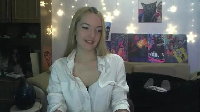 Image 10 of sophiasonata Stream on Chaturbate on 27 days ago