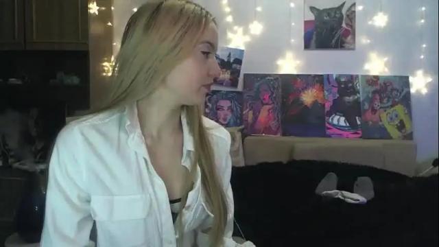 Image 4 of sophiasonata Stream on Chaturbate on 27 days ago
