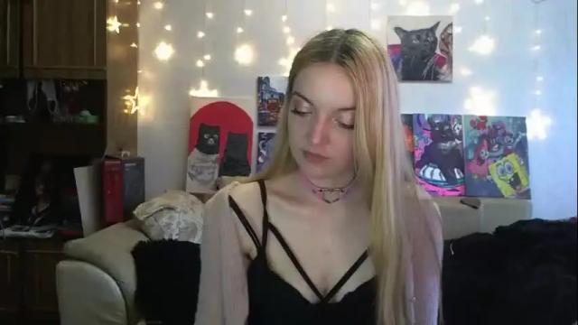 Image 3 of sophiasonata Stream on Chaturbate on 15 days ago