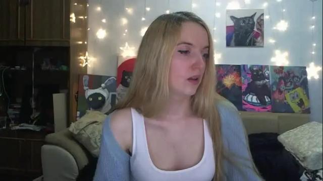 Image 12 of sophiasonata Stream on Chaturbate on 21 days ago