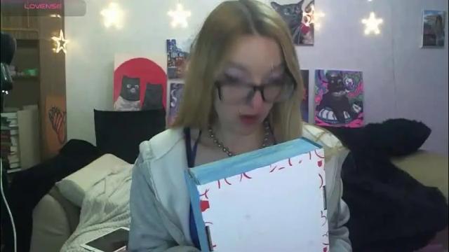 Image 2 of sophiasonata Stream on Chaturbate on 1 month ago