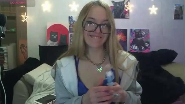 Image 3 of sophiasonata Stream on Chaturbate on 1 month ago