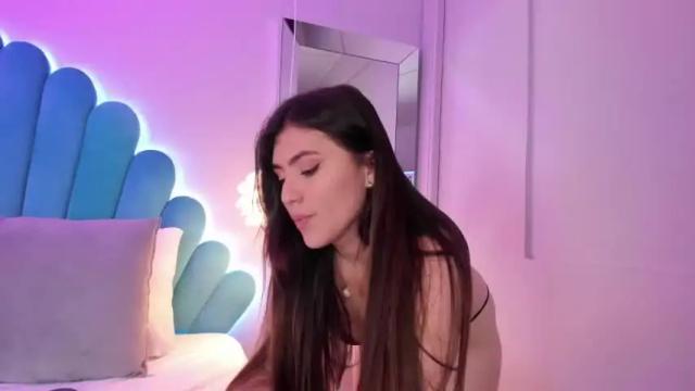 Image 6 of sophiax25 Stream on Chaturbate on 19 months ago