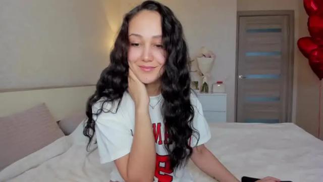Image 3 of sophiconey2 Stream on Chaturbate on 16 months ago