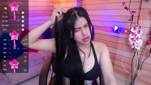 Image 8 of sophie_06_ Stream on Chaturbate on 25 months ago