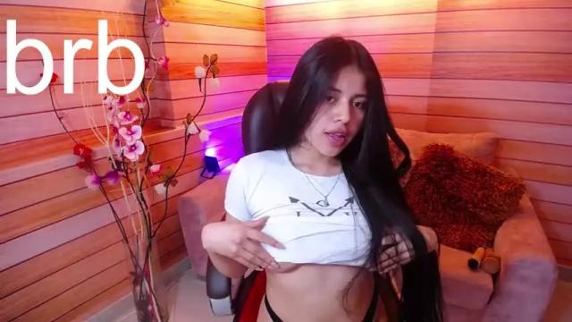 Image 6 of sophie_06_ Stream on Chaturbate on 25 months ago