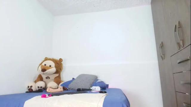 Image 7 of sophie__hills Stream on Chaturbate on 2 months ago