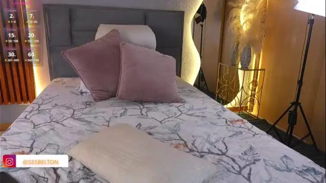 Image 2 of sophie_belton Stream on Chaturbate on 1 month ago