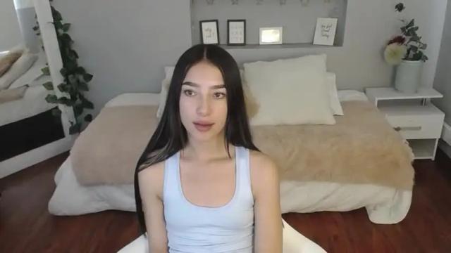 Image 12 of sophie_bss Stream on Chaturbate on 14 months ago