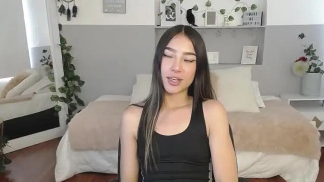 Image 11 of sophie_bss Stream on Chaturbate on 14 months ago