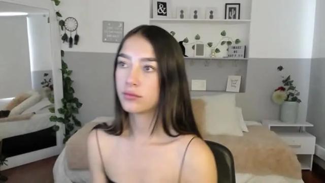 Image 4 of sophie_bss Stream on Chaturbate on 14 months ago