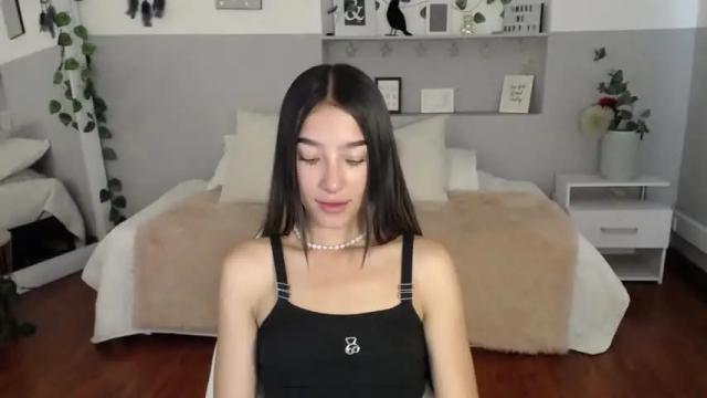 Image 6 of sophie_bss Stream on Chaturbate on 13 months ago