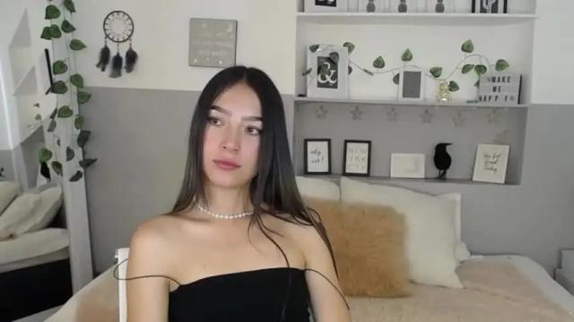 Image 10 of sophie_bss Stream on Chaturbate on 13 months ago
