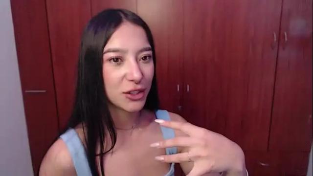 Image 12 of sophie_bss Stream on Chaturbate on 1 month ago