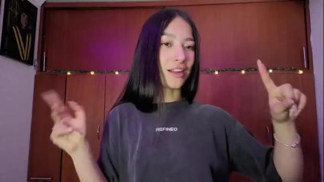 Image 11 of sophie_bss Stream on Chaturbate on 1 month ago