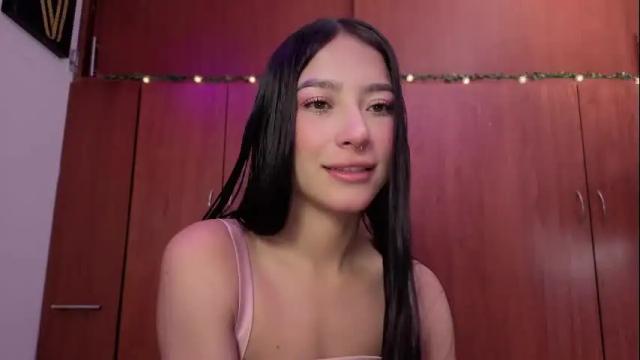 Image 4 of sophie_bss Stream on Chaturbate on 1 month ago