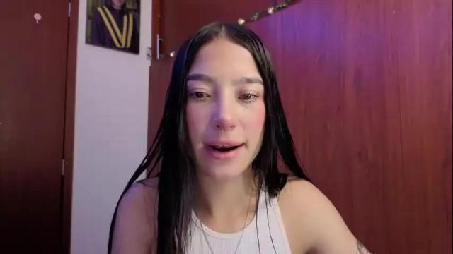 Image 2 of sophie_bss Stream on Chaturbate on 24 days ago