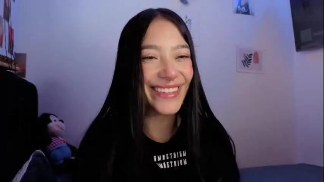 Image 10 of sophie_bss Stream on Chaturbate on 19 days ago