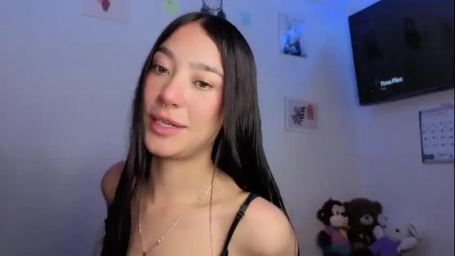 Image 6 of sophie_bss Stream on Chaturbate on 16 days ago