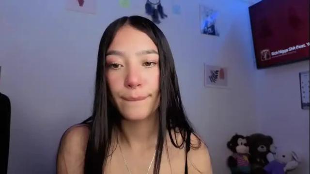 Image 7 of sophie_bss Stream on Chaturbate on 16 days ago