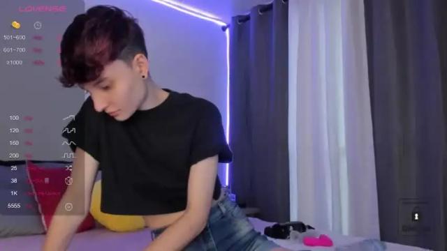 Image 12 of sophie_cartier_ Stream on Chaturbate on 18 months ago