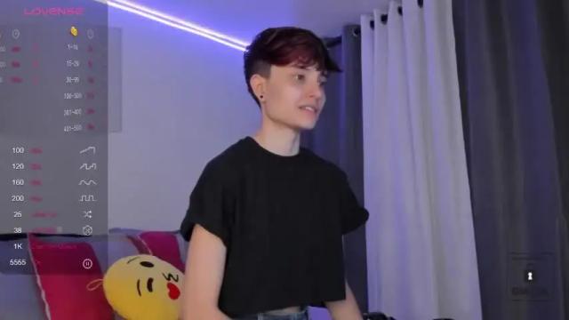 Image 2 of sophie_cartier_ Stream on Chaturbate on 18 months ago