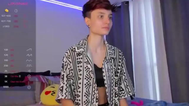 Image 8 of sophie_cartier_ Stream on Chaturbate on 17 months ago
