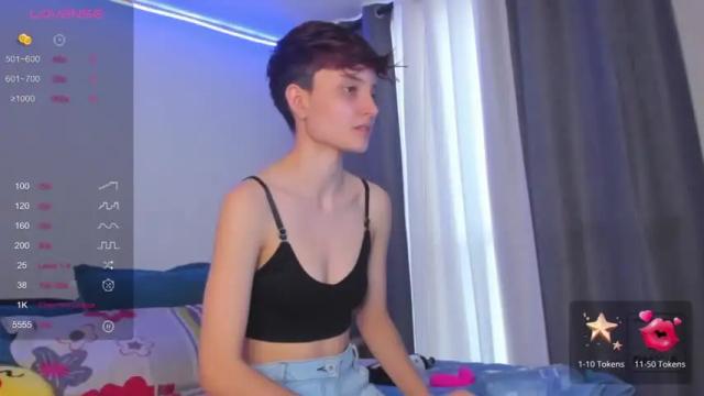 Image 12 of sophie_cartier_ Stream on Chaturbate on 17 months ago
