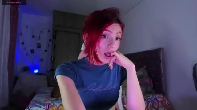 Image 8 of sophie_dolly_ Stream on Chaturbate on 13 months ago