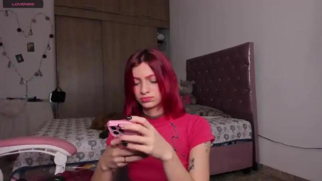 Image 6 of sophie_dolly_ Stream on Chaturbate on 12 months ago