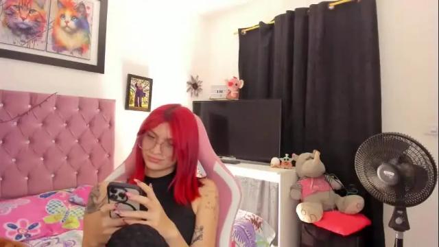 Image 6 of sophie_dolly_ Stream on Chaturbate on 12 days ago