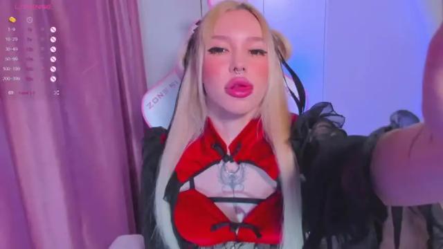 Image 11 of sophie_ford Stream on Chaturbate on 17 months ago