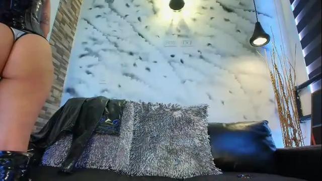 Image 10 of sophie_littles Stream on Chaturbate on 1 month ago