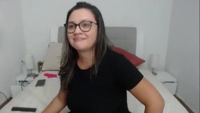 Image 3 of sophie_lopez1 Stream on Chaturbate on 2 months ago